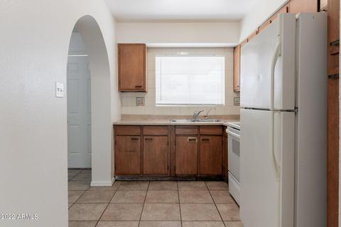 2827 N 55th Dr, Phoenix, AZ 85035 photo 7