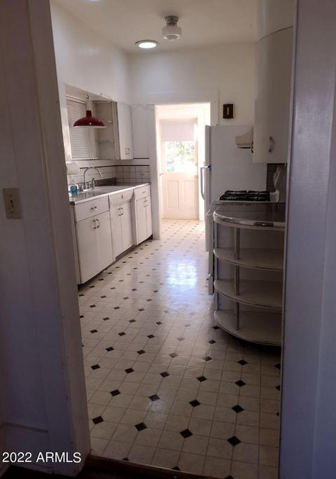 407 Powell St, Bisbee, AZ 85603 photo 8