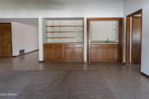 1340 E Caroline Ln S, Tempe, AZ 85284 photo 6
