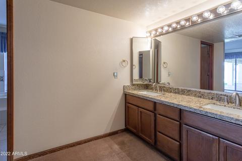 1340 E Caroline Ln S, Tempe, AZ 85284 photo 17