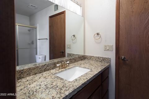 1340 E Caroline Ln S, Tempe, AZ 85284 photo 11