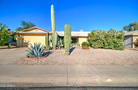 11638 S Half Moon Dr, Phoenix, AZ 85044