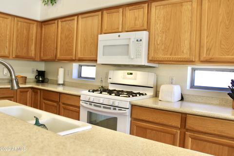 909 E Redfield Rd, Phoenix, AZ 85022 photo 16