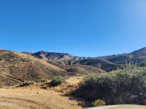 24251 S Placer Gold Ln #B, Yarnell, AZ 85362