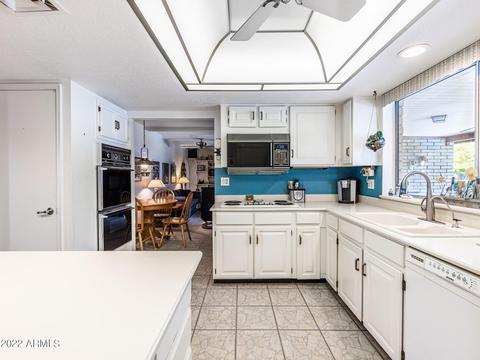 42 E Interlacken Dr, Phoenix, AZ 85022 photo 10