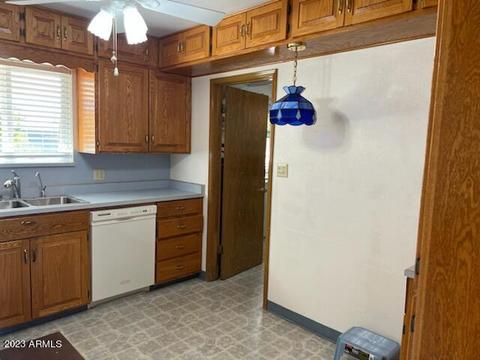 5849 E Colby St, Mesa, AZ 85205 photo 6