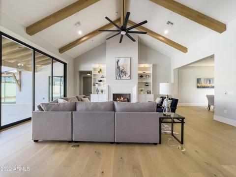 4922 E Clarendon Ave, Phoenix, AZ 85018 photo 8