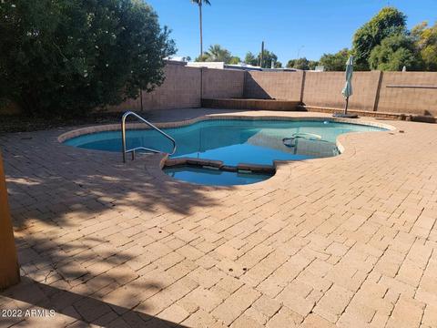 3615 E Charter Oak Rd, Phoenix, AZ 85032 photo 1
