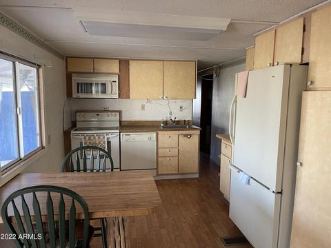 515 N Desert View Dr, Apache Junction, AZ 85120 photo 4