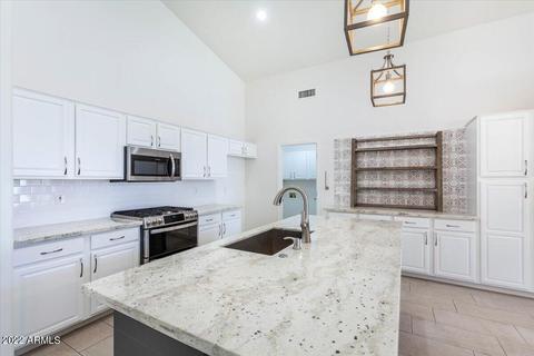 1810 E Rawhide St, Gilbert, AZ 85296 photo 3