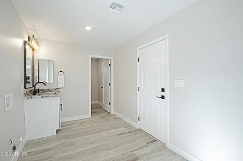 2933 E Yucca St, Phoenix, AZ 85028 photo 51