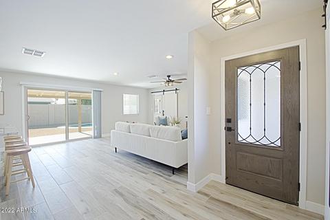 2933 E Yucca St, Phoenix, AZ 85028 photo 14