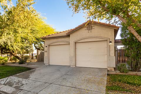 911 S Balboa Dr, Gilbert, AZ 85296 photo 3