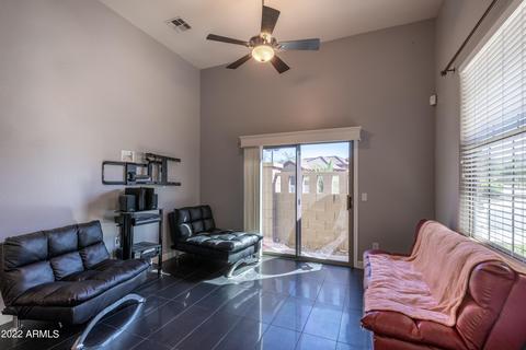 3916 E Branham Ln, Phoenix, AZ 85042 photo 3