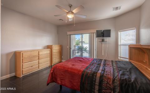 3916 E Branham Ln, Phoenix, AZ 85042 photo 13