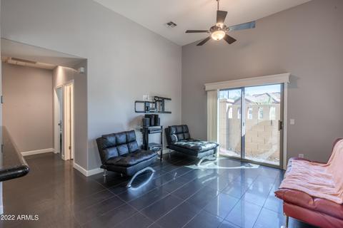 3916 E Branham Ln, Phoenix, AZ 85042 photo 7