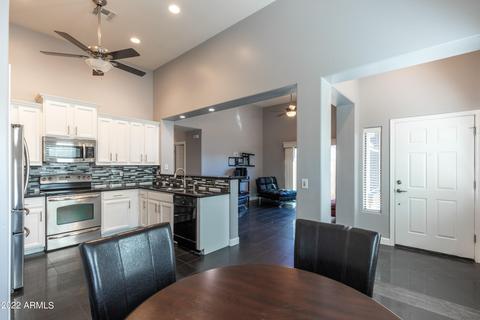3916 E Branham Ln, Phoenix, AZ 85042 photo 23