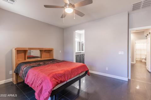 3916 E Branham Ln, Phoenix, AZ 85042 photo 14