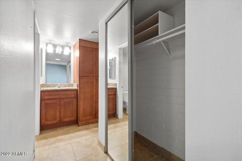 4041 E Camelback Rd #5, Phoenix, AZ 85018 photo 15