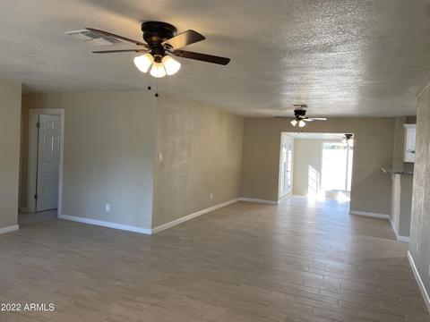 3138 N 48th Dr, Phoenix, AZ 85031 photo 4
