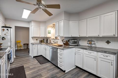 1819 E Minnezona Ave, Phoenix, AZ 85016 photo 4