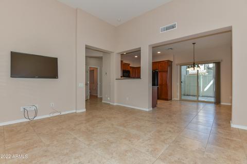 2140 W Scully Dr, Phoenix, AZ 85023 photo 3