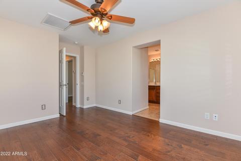 2140 W Scully Dr, Phoenix, AZ 85023 photo 4