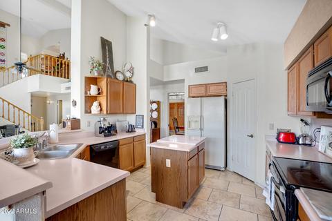 502 E Stonebridge Dr, Gilbert, AZ 85234 photo 16