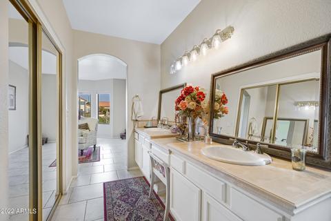 502 E Stonebridge Dr, Gilbert, AZ 85234 photo 24