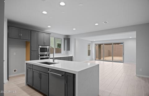 5958 E Abraham Way, Phoenix, AZ 85054 photo 2