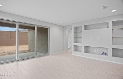 5958 E Abraham Way, Phoenix, AZ 85054 photo 9