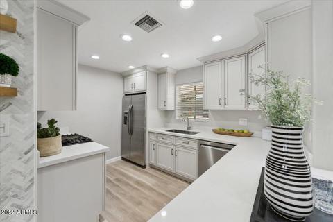 4218 E Piccadilly Rd, Phoenix, AZ 85018 photo 18