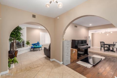 2801 E Hillery Dr, Phoenix, AZ 85032 photo 7