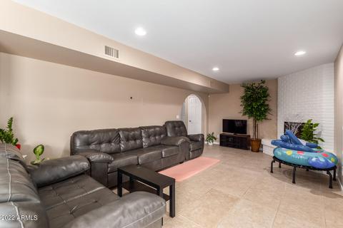 2801 E Hillery Dr, Phoenix, AZ 85032 photo 10