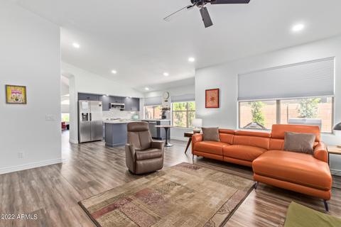 3821 E Irma Ln, Phoenix, AZ 85050 photo 14