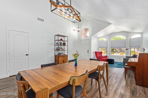 3821 E Irma Ln, Phoenix, AZ 85050 photo 11