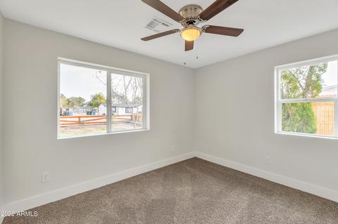 6728 N 24th Dr, Phoenix, AZ 85015 photo 9