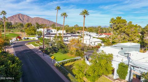 5975 E Orange Blossom Ln, Phoenix, AZ 85018