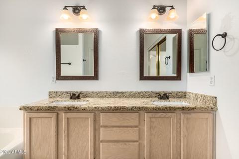 4605 E Summerhaven Dr, Phoenix, AZ 85044 photo 32
