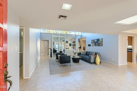 4324 E Piccadilly Rd, Phoenix, AZ 85018 photo 5