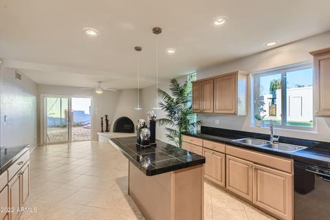 4324 E Piccadilly Rd, Phoenix, AZ 85018 photo 12
