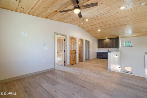 2255 Brown Bear Cir, Overgaard, AZ 85933 photo 22
