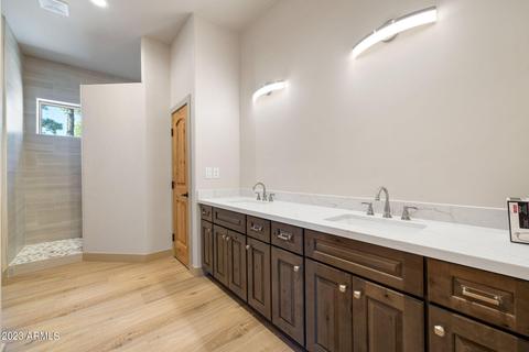2255 Brown Bear Cir, Overgaard, AZ 85933 photo 17