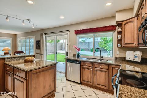 4412 E Mountain Sage Dr, Phoenix, AZ 85044 photo 9