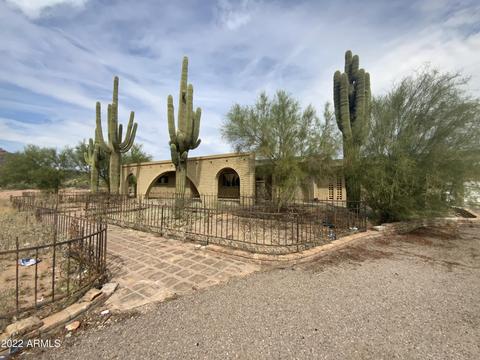 306 E Frontier St, Apache Junction, AZ 85119 photo 1