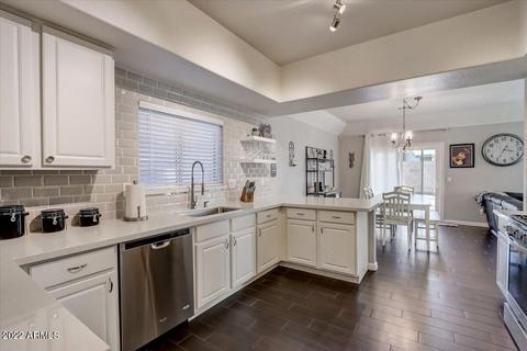 221 E Devon Dr, Gilbert, AZ 85296 photo 8