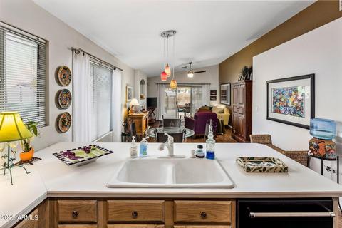 561 S Ash St, Gilbert, AZ 85233 photo 8