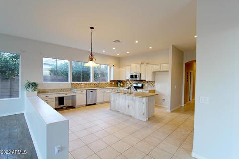 3530 E Vaughn Ct, Gilbert, AZ 85234 photo 27
