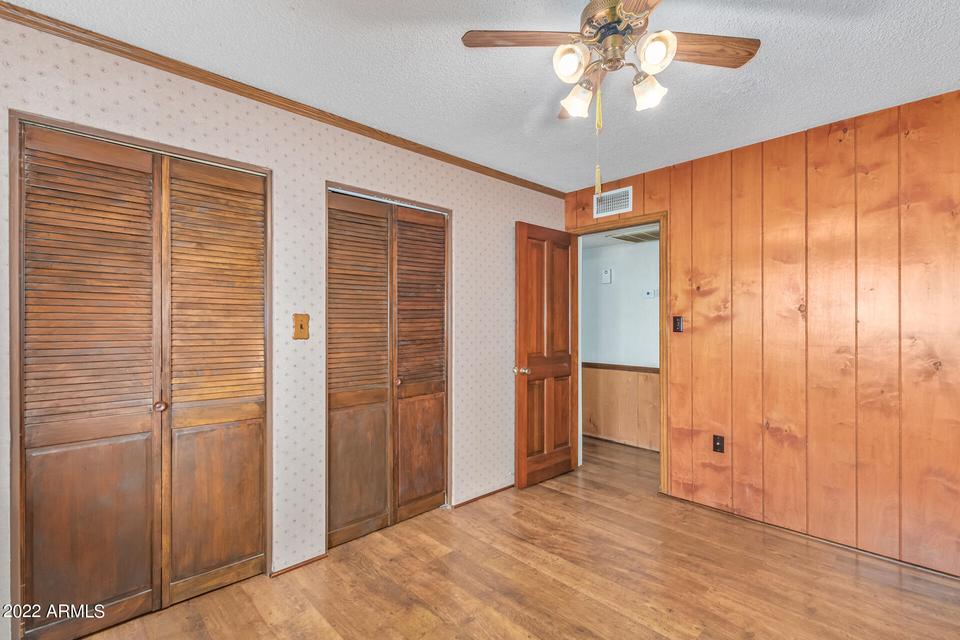  4215 W Lawrence Ln, Phoenix, AZ 85051 photo 26