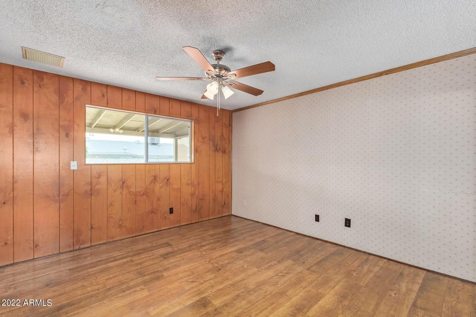  4215 W Lawrence Ln, Phoenix, AZ 85051 photo 23